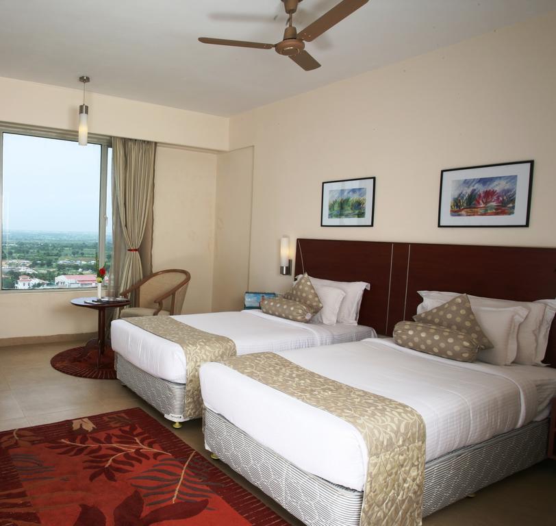 Leonia Holistic Destination Hotel Shamirpet Cameră foto