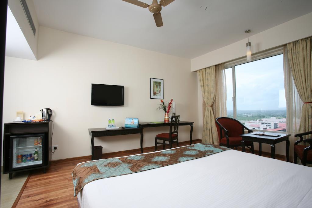 Leonia Holistic Destination Hotel Shamirpet Cameră foto